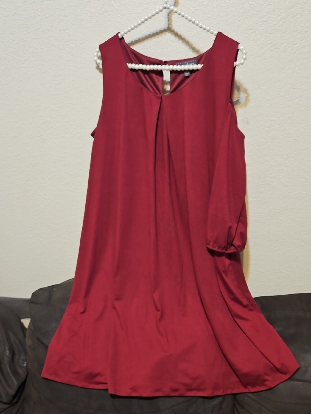 Luxology Wine-Red Cold Shoulder Midi Dress